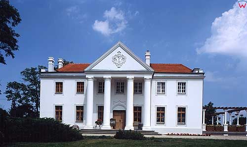 Pałac w Grochowiskach Szlacheckich